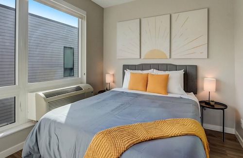 Powderhorn Apartment | Frontdesk | 1 BR Apt near Allianz Field