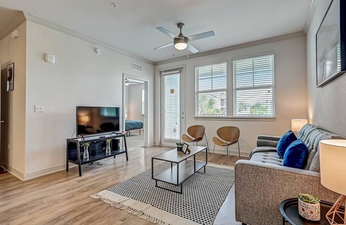 Golden Glades - The Woods Apartment | Frontdesk | 2 BR Apt near Neptune Beach