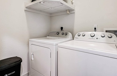 Golden Glades - The Woods Apartment | Frontdesk | 2 BR Apt near Neptune Beach