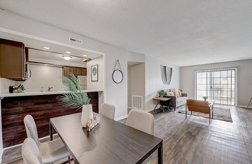Georgetown Apartment | Frontdesk | 2 BR Close to Notre Dame