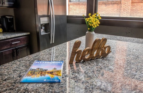 Strip District Apartment | Frontdesk | Modern 2BR in the Strip District