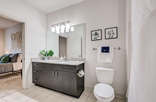 Golden Glades - The Woods Apartment | FRONTDESK The Point at Tamaya Apts Jacksonville