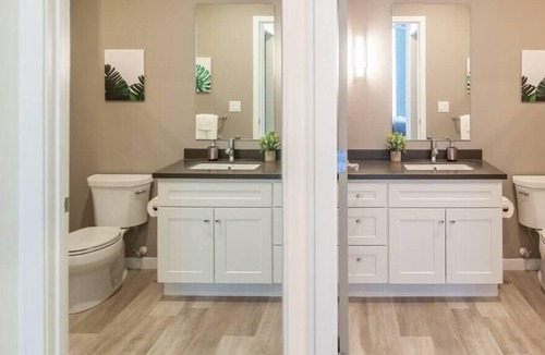 Central Business District Apartment | Frontdesk | Trendy and Bright 1 BR Apt