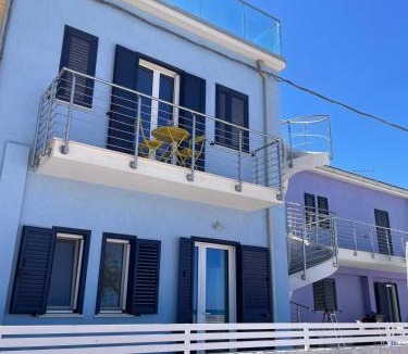 Marina Apartment | Fronte mare alba chiara - Apulia Houses & Flats - Ecosostenibile !