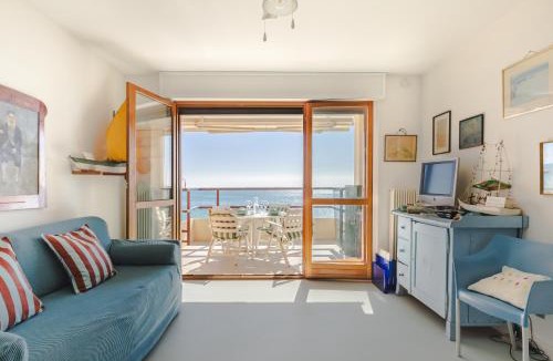 Grado Historic Centre Apartment | Fronte mare con parcheggio!