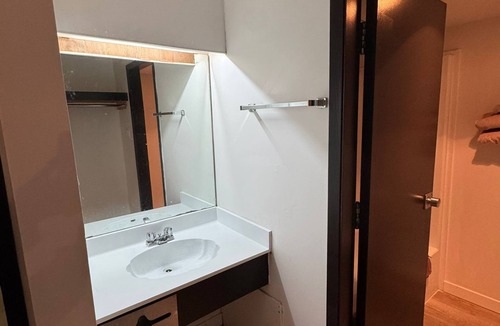 Coronation Hotel | Frontier Hotel