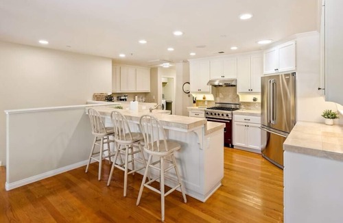 Templeton House | Frontier Oaks: Spacious Templeton Retreat