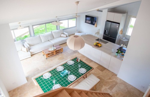 La Peyrade Villa | Frontignan, Villa Bianca, pool and garden