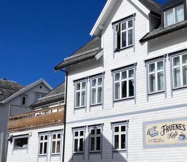 Volda House | Fruenes Bed and Breakfast