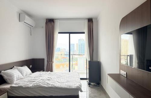 Daun Penh Hotel | FryB