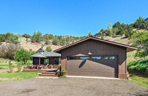Basalt House | Frying Pan Valley Vista | Walk to Basalt + Views