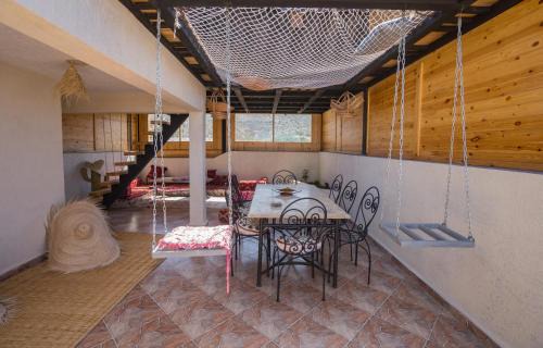 Tamraght Hostel | Fu SPACE