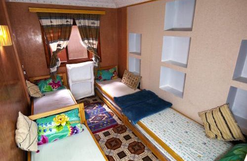 Tamraght Hostel | Fu SPACE