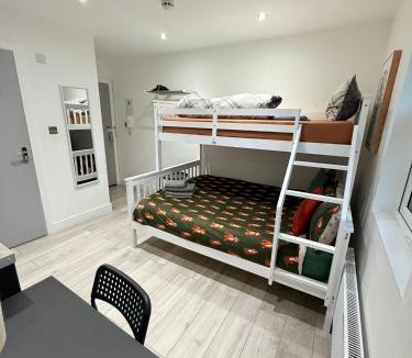 Fulham Broadway House | Fulham Guest Studios 268