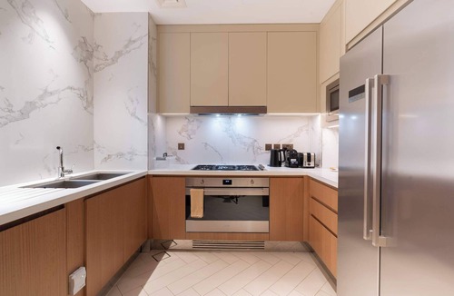 Downtown Dubai Apartment | Full Burj Khalifa View, Luxury 3BR Unit, Downtown