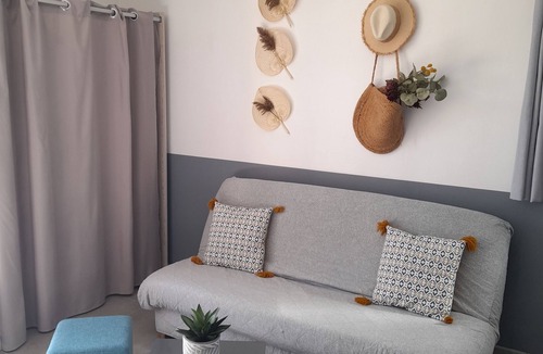 Audenge Apartment | FULL-FOOT STUDIO ARCACHON BASIN WITH GARDEN AND PRIVATE PARKING