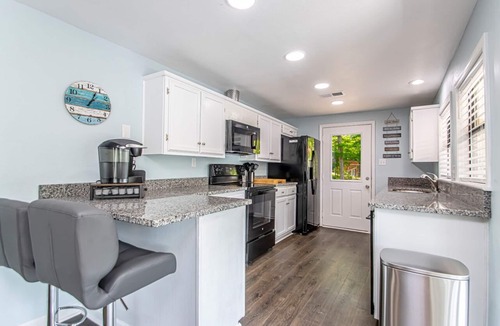 Ferndale House | Full Fresh Remodel on Quiet Lake