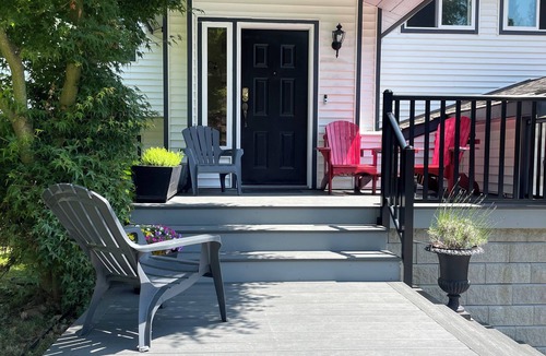 Deep Cove House | Full House steps from Mount Seymour Provincial Park and minutes to Deep Cove