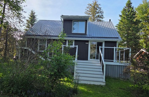 Greater Napanee House | Full house with access to Napanee River and private dock on same property.