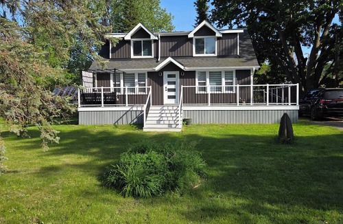 Greater Napanee House | Full house with access to Napanee River and private dock on same property.