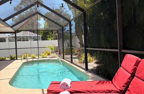 South Venice House | FULL HOUSE WITH PRIVATE HEATED POOL FOR RENT 3 BEDROOMS, 2 BATHROOMS.
