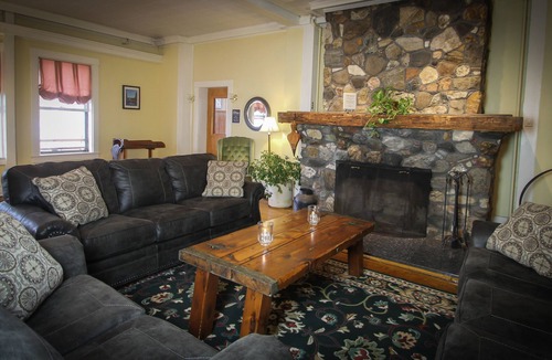 Chester Depot Hotel | Fullerton Inn