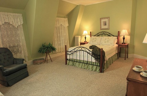 Chester Depot Hotel | Fullerton Inn