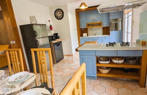 Anserville House | Fully air-conditioned vacation home in the countryside, sleeping 6,