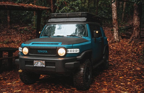 Wailua House | Fully Decked Lifted 4WD Blue FJ Cruiser!