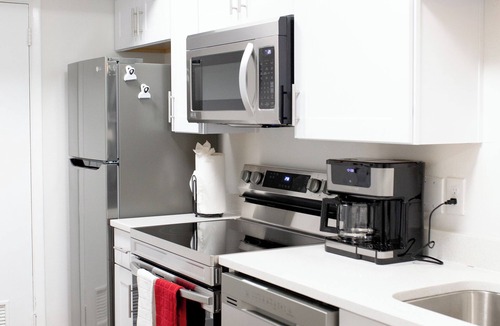 Little Rock Medical District Apartment | Fully Equipped - 2BR Near Downtown Little Rock #E