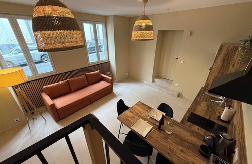Riom Apartment | 🏡 Fully-equipped cocooning apartment (KINGSIZE whirlpool bath)