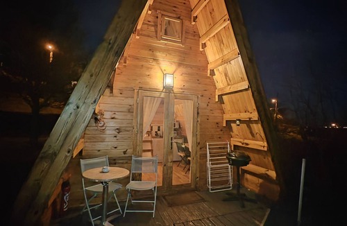 Vancia - Crepieux Ski Chalet | fully-equipped wooden chalet with whirlpool bath
