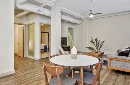 Downtown Wichita Apartment | Fully Equipped Kitchen in Heart of DT Wichita near Naftzger Park