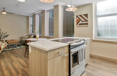Downtown Wichita Apartment | Fully Equipped Kitchen in Heart of DT Wichita near Naftzger Park