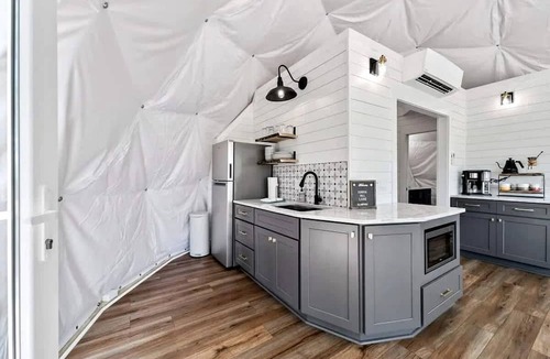 Smithville Cabin | Fully-Equipped Lake Dome with Beautiful Interior and Exterior in Tennessee