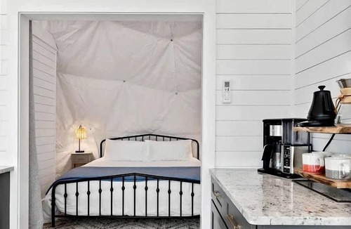 Smithville Cabin | Fully-Equipped Lake Dome with Beautiful Interior and Exterior in Tennessee