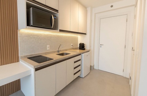 Vila Nair Apartment | Fully equipped studio WiFi, AC Sao Paulo metro Sacoma Paulista Congonhas Airport