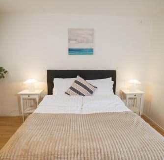 Olivedal Apartment | Fully Equipped Studio in Prime Linné and Haga
