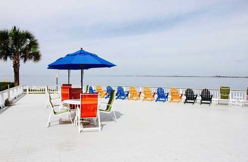 Rocky Point Apartment | Fully Equipped Waterfront Suite with Resort Amenities on Tampa Bay