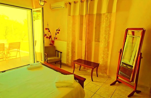 Lithakia Apartment | Fully furnished tranquil apartment in Zakynthos