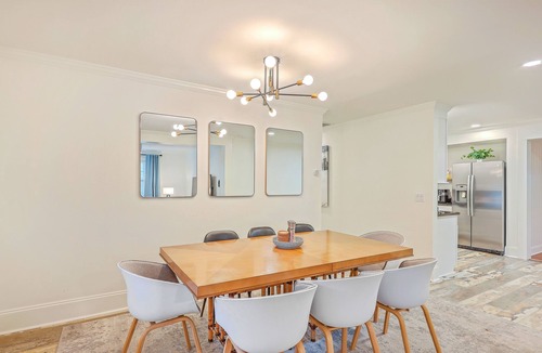 Mount Pleasant House | Fully Loaded Home ~ Kid Friendly ~ Outdoor Space