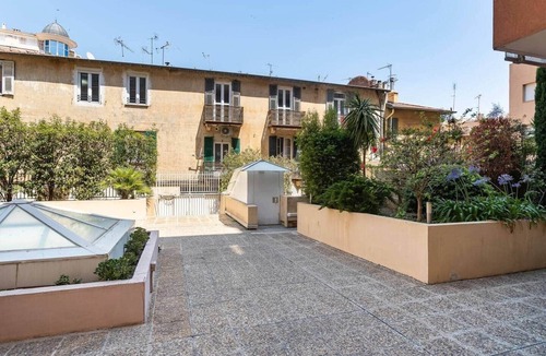Casino - Boulingrins Apartment | Fully New Studio Next to Casino Square with AC