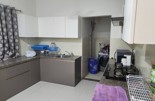 Kelambakkam Apartment | Fully professionally furnished 1200 sqft, 1 bed, 1 bath back- IT SIPCOT/OMR area