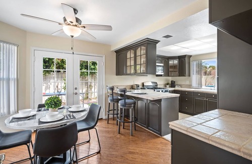 Bermuda Dunes House | Fully Remodeled, Clean and Cozy, with FREE POOL/SPA HEATING.