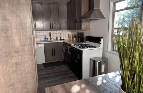 West Hollywood Apartment | Fully remodeled 1 bedroom in prime West Hollywood.