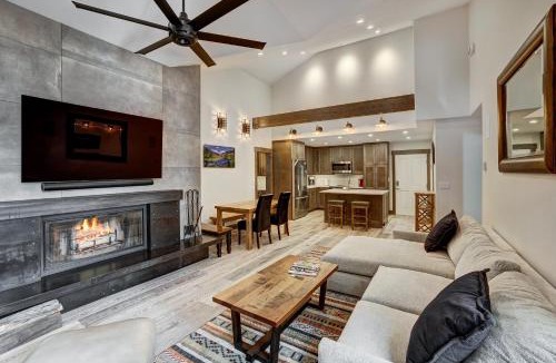 Edwards Apartment | Fully Renovated 2 Bedroom in Arrowhead Village!