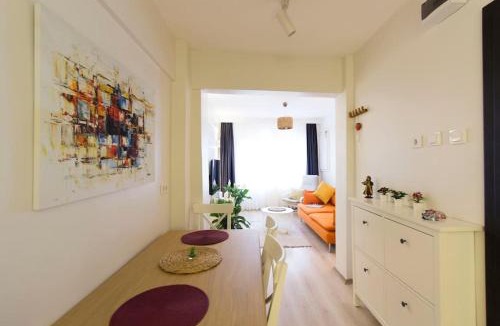 Moda Apartment | Fully Renovated 2BR Flat in Prime Location at Moda