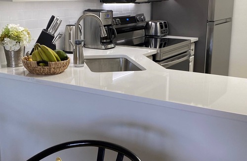 Park Shore Condo | Fully renovated condo at Park Shore Resort just few minutes from beach and ocean