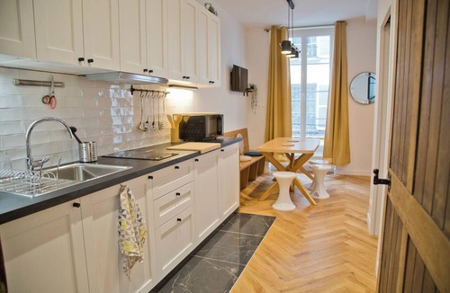 5th Arrondissement Apartment | Fully Renovated Historic Apt in Heart Mouffetard 5th