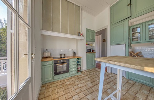 Arcachon Villa | Fully renovated villa Arcachonaise up to 12 guests (supplement > 6 persons)